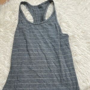 LULULEMON TANK WOMEN S GRAY RACERBACK ATHLEISURE YOGA WORKOUT PILATESCORE